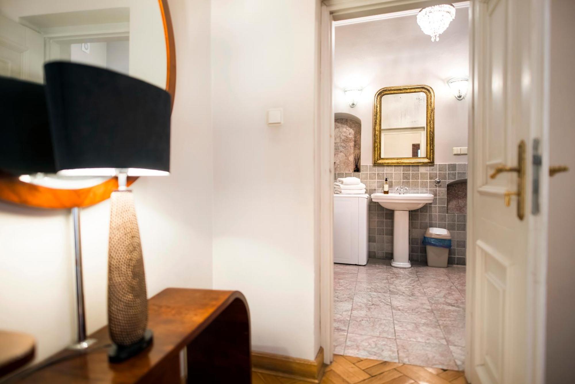 Apartment Kamienica Muzykow Old Town Lublin